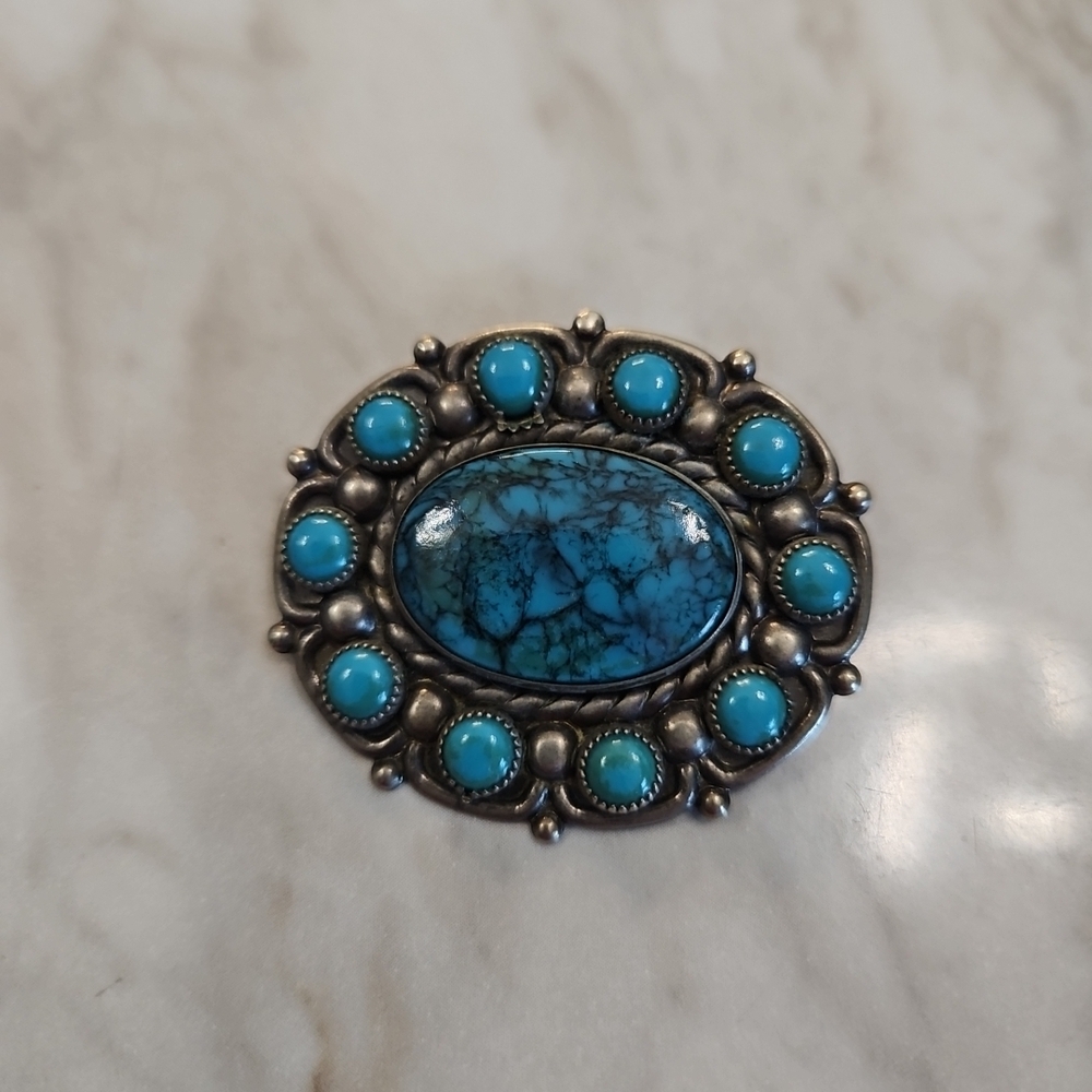 Turquoise Stone Oval Brooch - Blue Silver-Tone Accent‎